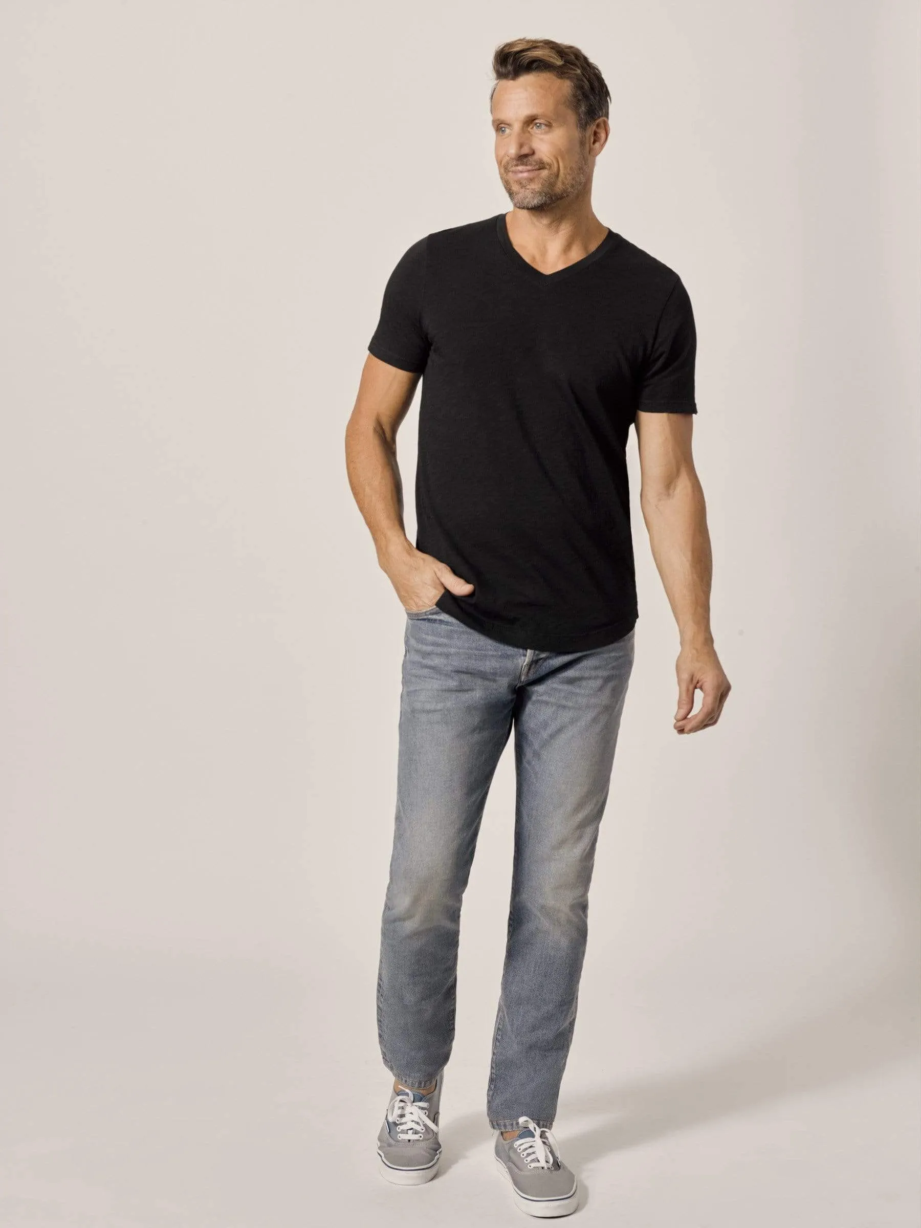 Black Slub Curved Hem V-Neck