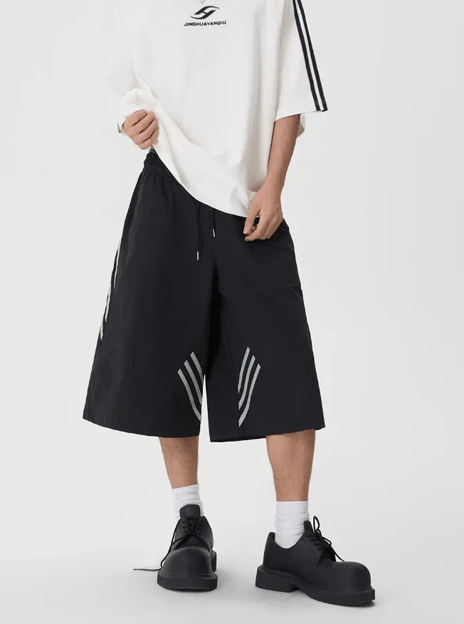 Sporty Baggy Shorts With Stripes