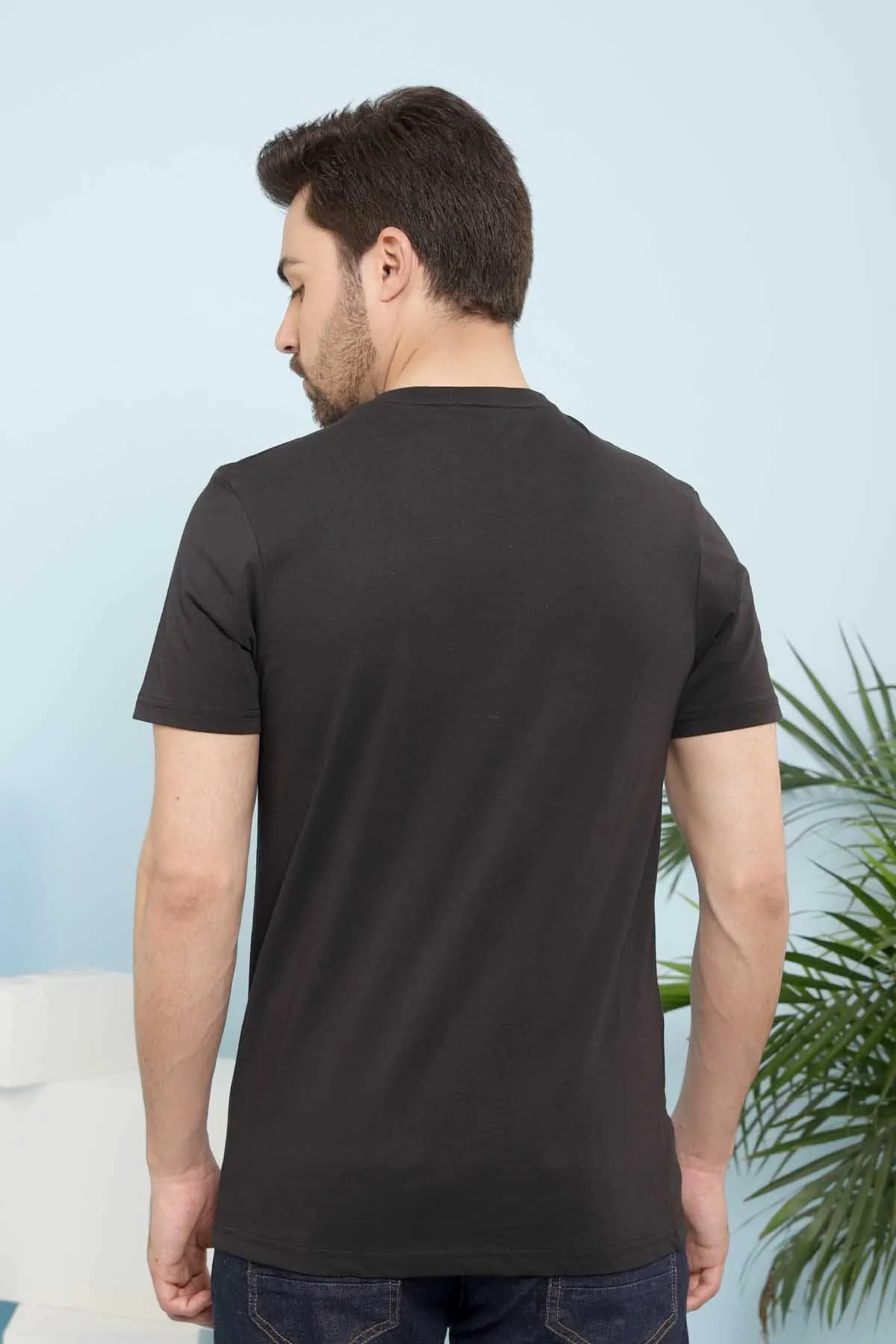 T SHIRT V NECK BLACK